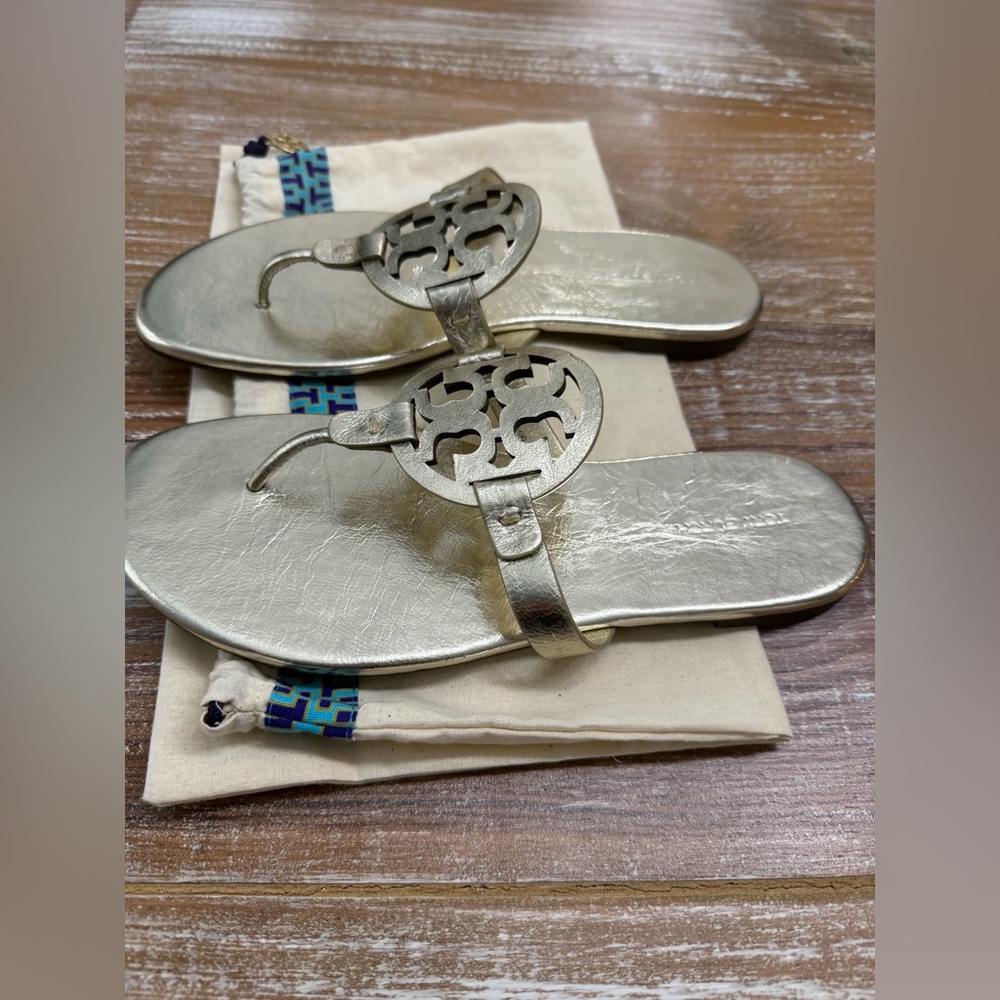 Tory Burch Elegant Gold Metallic Sandals Never Worn